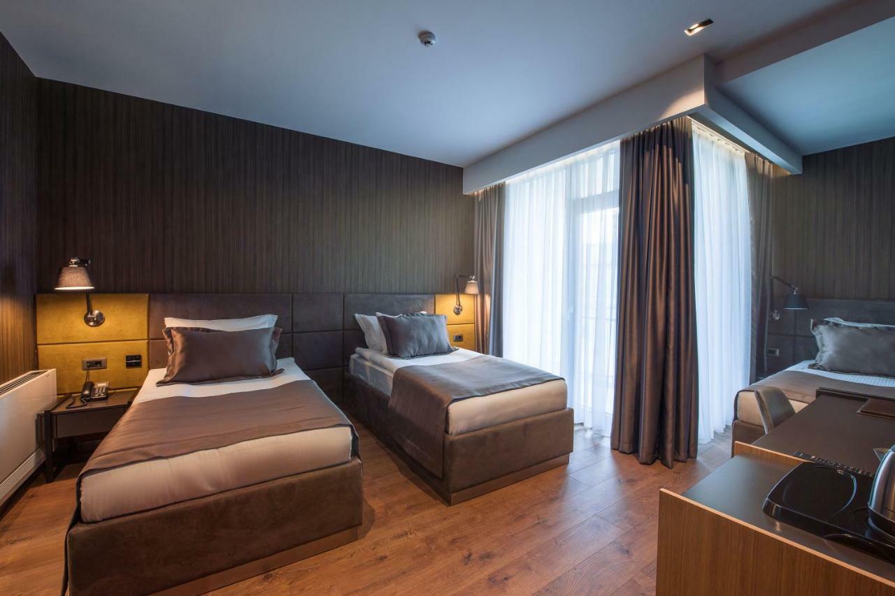Seraphine Plaza Печ Екстер'єр фото