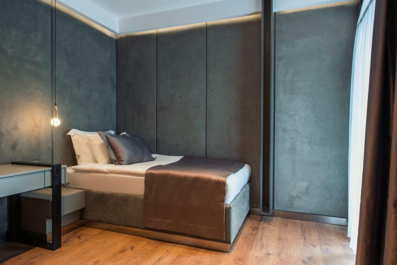 Seraphine Plaza Печ Екстер'єр фото