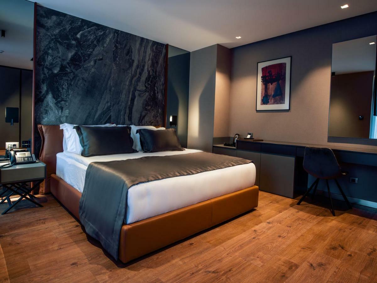Seraphine Plaza Печ Екстер'єр фото